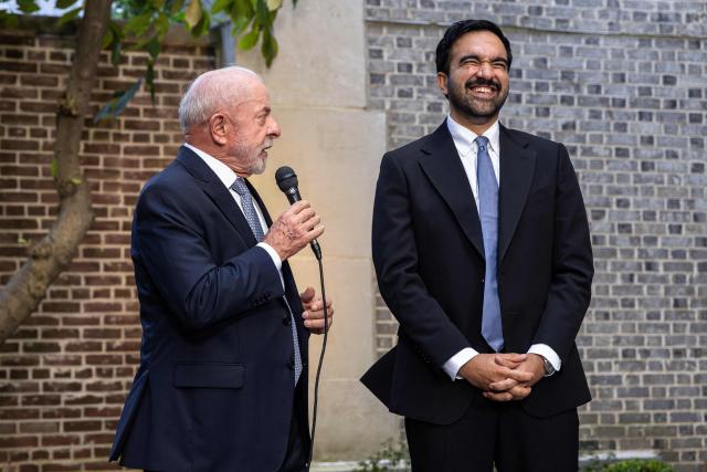 New York City Mayor Zohran Mamdani (R) listens to Brazilian President Luiz Inácio Lula da Silva speak to reporters after meeting with one another in New York on September 21, 2026. (Photo by Dave Sanders / POOL / AFP)