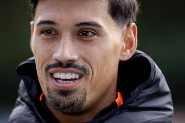 Netherlands' midfielder  Tijjani Reijnders  speaks to the press during a training session as part of the team's preparations for upcoming UEFA Nations League football matches at the KNVB Campus in Zeist on September 22, 2026. (Photo by Robin van Lonkhuijsen / ANP / AFP) / Netherlands OUT