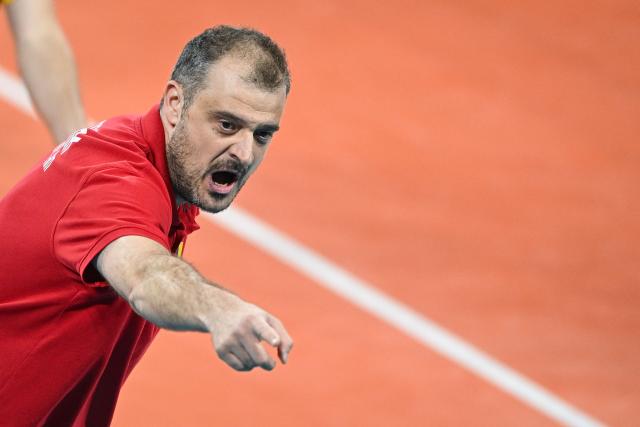 Romania’s Head coach Sergio Stancu reacts during the Men's EuroVolley 2026 quarter-final volleyball match between France and Romania at Arena 8888 in Sofia on September 22, 2026. (Photo by Nikolay Doychinov / AFP)