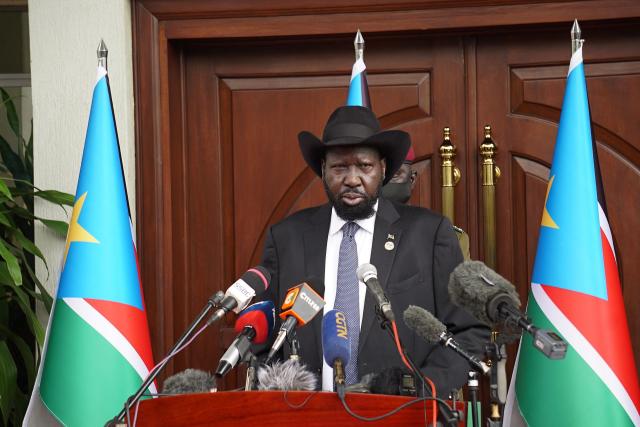 (FILES) South Sudan President Salva Kiir, speaks during a press conference at the State House in Juba, South Sudan, on July 9, 2021. Heavy security was deployed in South Sudan on September 22 as the president prepared to dissolve the government for the first-ever election, with analysts warning that last-minute legal changes give him total control over the transition. South Sudan achieved independence in 2011 but soon after plunged into a five-year civil war and remains one of the poorest and most corrupt countries in the world. (Photo by Peter Louis GUME / AFP)