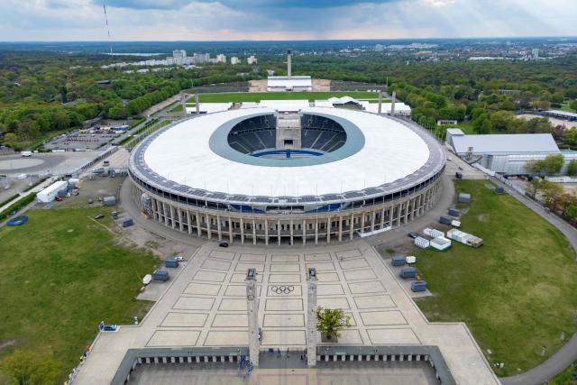 (FILES) This aerial view taken on April 15, 2024 shows the Olympic Stadium in Berlin, Germany. According to German media reports on September 23, 2026, Berlin intends to withdraw its bid for the Olympic and Paralympic Games before the vote by the German Olympic Sports Confederation (DOSB) on Saturday, September 26. Berlin, together with Brandenburg, Saxony, and Mecklenburg-Western Pomerania, had aimed to host the Olympic Games in 2036, 2040, or 2044. (Photo by Odd ANDERSEN / AFP)