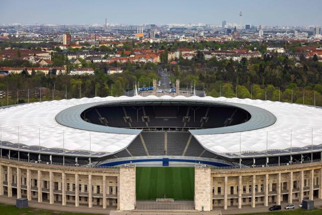 (FILES) The Olympic Stadium in Berlin is pictured on April 8, 2024. According to German media reports on September 23, 2026, Berlin intends to withdraw its bid for the Olympic and Paralympic Games before the vote by the German Olympic Sports Confederation (DOSB) on Saturday, September 26. Berlin, together with Brandenburg, Saxony, and Mecklenburg-Western Pomerania, had aimed to host the Olympic Games in 2036, 2040, or 2044. (Photo by Odd ANDERSEN / AFP)