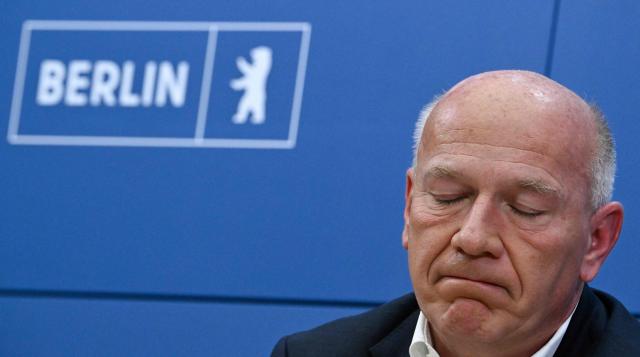 Berlin's outgoing governing mayor Kai Wegner attends a press conference on the German capital's bid to host Olympic Games in Berlin on September 24, 2026. Berlin has withdrawn from the race to be part of Germany's upcoming summer Olympics bid, leaving just Munich and the Rhine/Ruhr region as potential hosts. On Saturday, September 26, 2026, the German Olympic Committee (DOSB) will make a call on a preferred region as part of a bid to the International Olympic Committee to host one of the 2036, 2040 and 2044 Summer Games. Berlin was one of the four German regions initially in the race but decided to withdraw. (Photo by Tobias SCHWARZ / AFP)