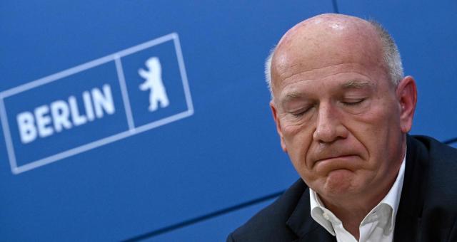 Berlin's outgoing governing mayor Kai Wegner attends a press conference on the German capital's bid to host Olympic Games in Berlin on September 24, 2026. Berlin has withdrawn from the race to be part of Germany's upcoming summer Olympics bid, leaving just Munich and the Rhine/Ruhr region as potential hosts. On Saturday, September 26, 2026, the German Olympic Committee (DOSB) will make a call on a preferred region as part of a bid to the International Olympic Committee to host one of the 2036, 2040 and 2044 Summer Games. Berlin was one of the four German regions initially in the race but decided to withdraw. (Photo by Tobias SCHWARZ / AFP)