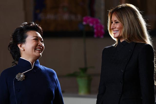 US First Lady Melania Trump and Peng Liyuan, wife of Chinese President Xi Jinping, visit the Smithsonian’s National Museum of Asian Art in Washington, DC, on September 24, 2026. President Xi and his wife are on a State visit to the United States from September 23 to 25. (Photo by Finn Gomez / POOL / AFP)