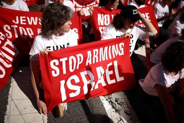 Pro-Palestinian demonstrators block First Avenue near the United Nations headquarters building, ahead of Israel's Prime Minister Benjamin Netanyahu's address to the 81st United Nations General Assembly in New York, on September 24, 2026. (Photo by CHARLY TRIBALLEAU / AFP)