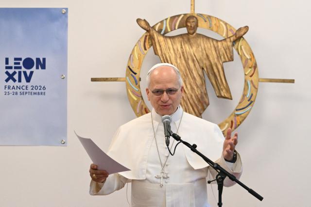 Pope Leo XIV speaks during a visit to the Maison Bakhita, a support and social integration centre, in Paris on September 26, 2026 on the second day of his visit to France. (Photo by Alberto PIZZOLI / POOL / AFP)