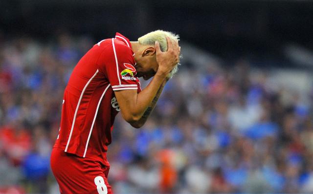 Toluca's Argentine midfielder #08 Nicolas Castro reacts during the Liga MX Apertura tournament football match between Cruz Azul and Toluca at the Banorte Stadium in Mexico City on September 26, 2026. (Photo by Victor CRUZ / AFP)