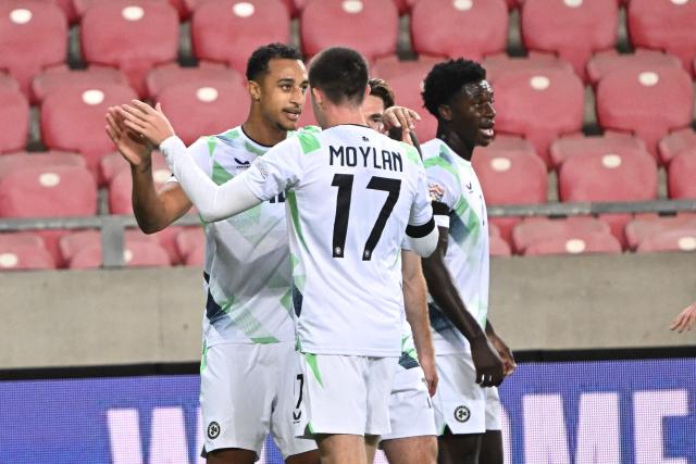 Ireland's forward #10 Adam Idah (L) celebrates his 0-2 during the UEFA Nations League Group B3 between Israel and Republic of Ireland in Debrecen, Hungary on September 27, 2026. (Photo by Attila KISBENEDEK / AFP)