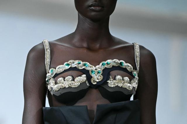 A model presents a creation by Julie Kegels for the Women's Spring/Summer 2027 collection fashion show as part of the Paris Fashion Week, in Paris on September 28, 2026. (Photo by LOU BENOIST / AFP)