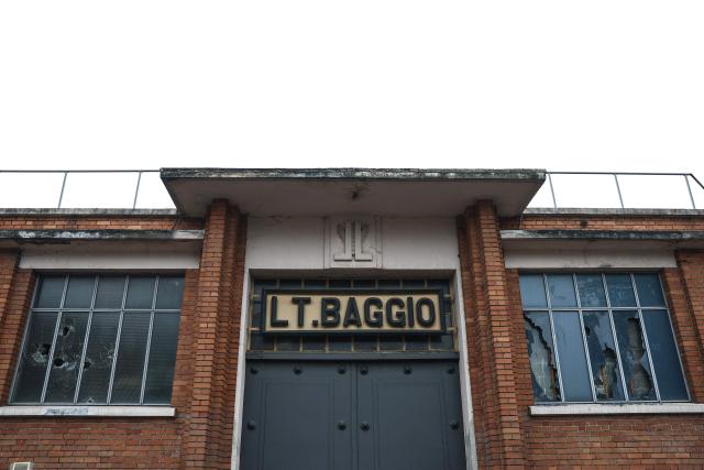 This photograph taken on September 29, 2026 shows visible damage to school windows as students carry out a blocking protest at the Cesar Baggio secondary school during a day of nationwide public sector strikes and demonstrations, in Lille. Public sector workers, including firefighters, hold a one-day strike and demonstrations across France on September 29 in response to a call from a broad inter-union coalition, with the aim of putting pressure on the government two days before the presentation of the draft budget for 2027. (Photo by Sameer AL-DOUMY / AFP)