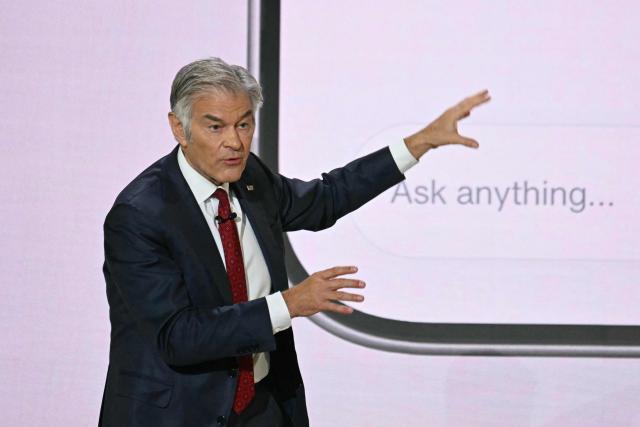 Medicare and Medicaid Administrator Mehmet Oz speaks during an event to unveil the new America.gov website, at the Andrew W. Mellon Auditorium in Washington, DC, on September 29, 2026. (Photo by Jim WATSON / AFP)