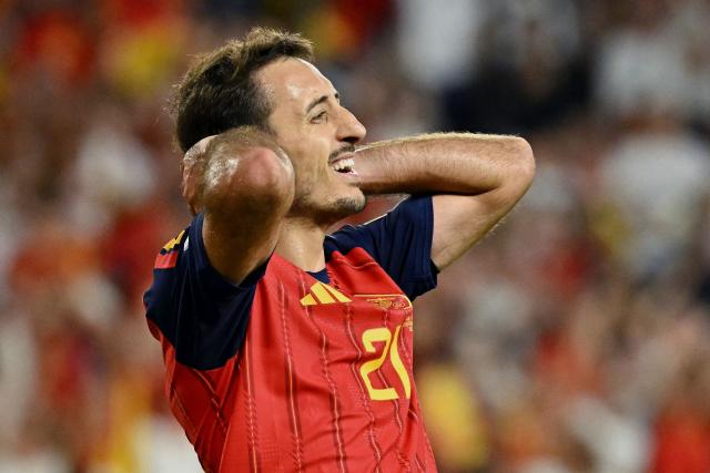 Spain's forward #21 Mikel Oiarzabal reacts after his goal was disallowed during the UEFA Nations League league phase group A3 football match between Spain and Croatia at Ramon Sanchez Pizjuan Stadium in Seville on September 29, 2026. (Photo by Javier SORIANO / AFP)
