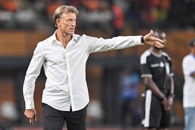 Ivory Coast's French head coach Herve Renard reacts from the technical area during the 2027 CAF African Cup of Nations (CAN) group C qualification match between Ivory Coast and Somalia at the Felix Houphouet-Boigny stadium in Abidjan, on September 29, 2026. (Photo by Issouf SANOGO / AFP)
