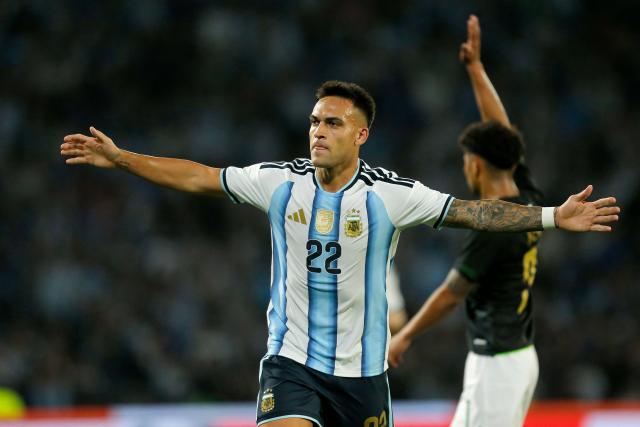 Argentina's forward #22 Lautaro Martinez celebrates after scoring his team's first goal during the international friendly football match between Argentina and Bolivia at Mario Alberto Kempes Stadium in Cordoba, Argentina, on September 30, 2026. (Photo by Diego Lima / AFP)