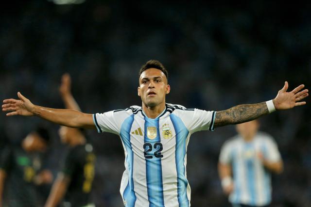 Argentina's forward #22 Lautaro Martinez celebrates after scoring his team's first goal during the international friendly football match between Argentina and Bolivia at Mario Alberto Kempes Stadium in Cordoba, Argentina, on September 30, 2026. (Photo by Diego Lima / AFP)