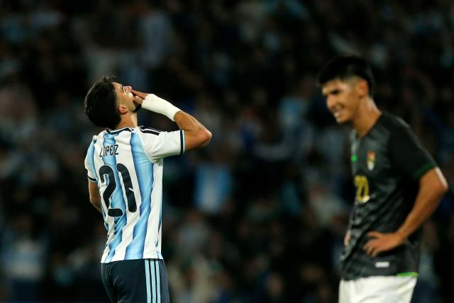 Argentina's forward #21 Jose Manuel Lopez celebrates after scoring his team's fourth goal during the international friendly football match between Argentina and Bolivia at Mario Alberto Kempes Stadium in Cordoba, Argentina, on September 30, 2026. (Photo by Diego Lima / AFP)