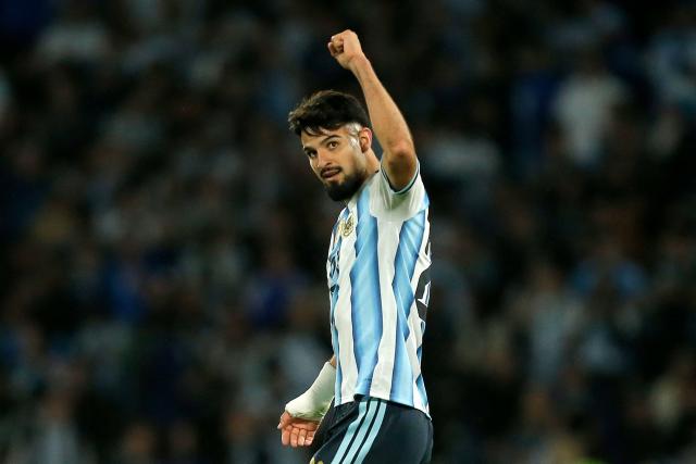 Argentina's forward #21 Jose Manuel Lopez celebrates after scoring his team's fourth goal during the international friendly football match between Argentina and Bolivia at Mario Alberto Kempes Stadium in Cordoba, Argentina, on September 30, 2026. (Photo by Diego Lima / AFP)
