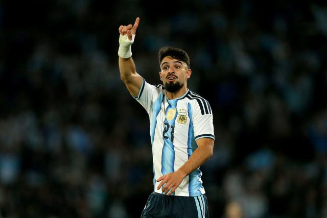 Argentina's forward #21 Jose Manuel Lopez celebrates after scoring his team's fourth goal during the international friendly football match between Argentina and Bolivia at Mario Alberto Kempes Stadium in Cordoba, Argentina, on September 30, 2026. (Photo by Diego Lima / AFP)