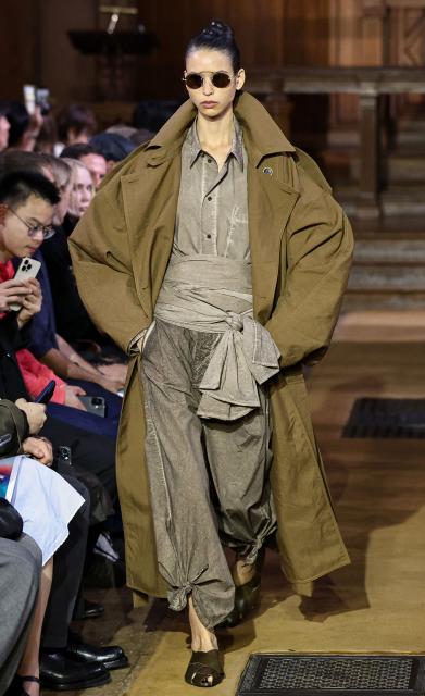 A model presents a creation for Uma Wang Women's Spring/Summer 2027 collection fashion show as part of the Paris Fashion Week, in Paris on October 1, 2026. (Photo by SIMON WOHLFAHRT / AFP)