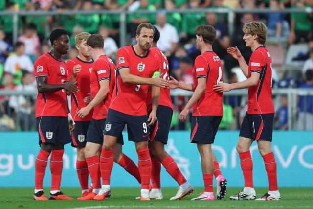 England's forward #9 Harry Kane (C) and teammates celebrate their second goal during the UEFA Nations League, league A day 3: Group 3, football match between Croatia and England at the Stadion HNK Rijeka stadium in Rijeka, Croatia, on October 3, 2026. (Photo by MARKO PERKOV / AFP)