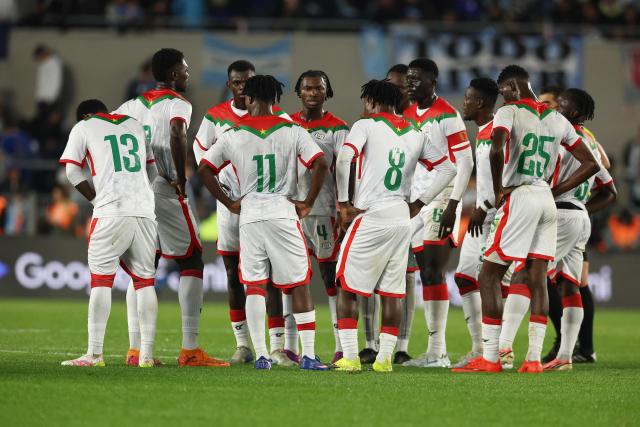 Burkina Faso's players react at the half-time of the international friendly football match between Argentina and Burkina Faso at the Mas Monumental stadium in Buenos Aires on October 3, 2026. (Photo by Alejandro PAGNI / AFP)