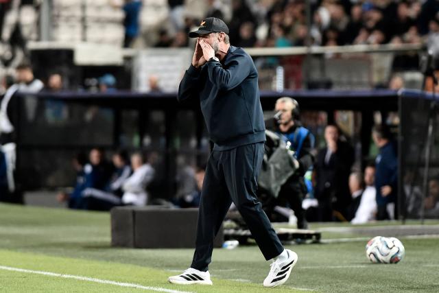 Germany's head coach Juergen Klopp gives instructions to his players during the UEFA Nations League Group A2 football match between Greece and Germany at the Toumba Stadium in Thessaloniki on October 4, 2026. (Photo by Sakis Mitrolidis / AFP)