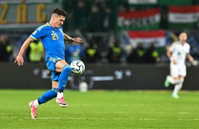 Ukraine's midfielder #21 Vladyslav Veleten controls the ball during the UEFA Nations League Group B2 football match between Ukraine and Hungary in Trnava, Slovakia on October 5, 2026. (Photo by Joe Klamar / AFP)