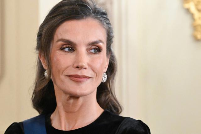 Queen Letizia of Spain arrives to attend a dinner with Finland's President and his wife at the Presidential Palace in Helsinki, Finland, on October 6, 2026. Spain's King Felipe and Queen Letizia are on a two-day state visit to Finland. (Photo by Heikki Saukkomaa / Lehtikuva / AFP) / Finland OUT
