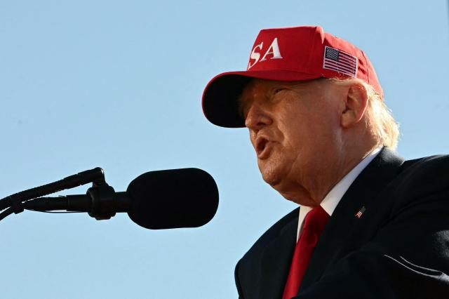 US President Donald Trump speaks at Anduril Industries in Sparrows Point, Maryland, on October 6, 2026. (Photo by Jim WATSON / AFP)