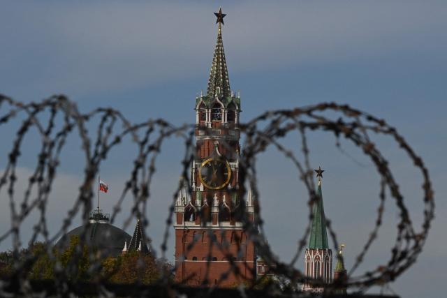 This photograph taken shows barbed wire in front of the Kremlin in Moscow on October 8, 2026. (Photo by Igor IVANKO / AFP)