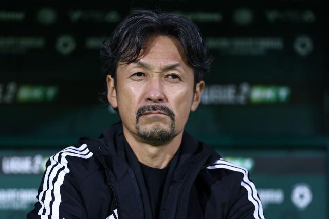 Japan's head coach Masatada Ishii looks on prior to the   women's international friendly football match between Haiti and Japan at the Bauer Stadium in Saint-Ouen, north of Paris, on October 9, 2026. (Photo by FRANCK FIFE / AFP)