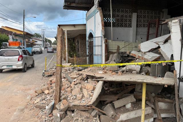 View of minor damages after a severe 7.6 magnitude earthquake hit the country, in Penonome, Panama, on October 9, 2026. According to the US Geological Survey (USGS), a magnitude 7.6 earthquake shook Panama sparking panic in the capital, though no casualties or damage have been reported so far. (Photo by Daniel DE CARTERET / AFP)