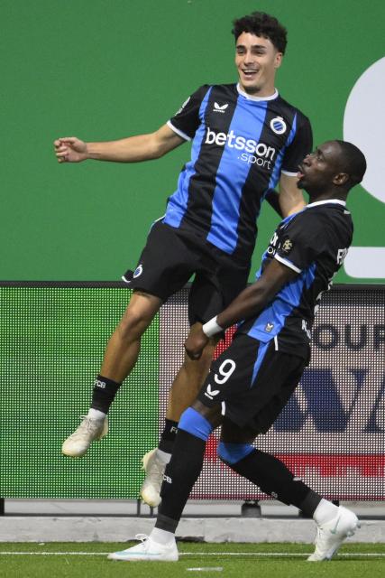Club Brugge's Spanish forward #11 Jan Virgili celebrates after scoring a goal during the Belgian Pro League football match between RAAL La Louviere and Club Brugge KV at Stade du Tivoli in La Louviere, on October 10, 2026. (Photo by JOHN THYS / BELGA / AFP) / Belgium OUT