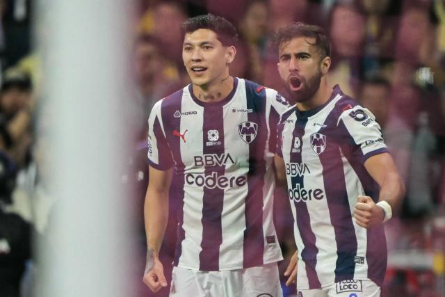 Monterrey's Uruguayan forward #09 Diego Rossi (R) celebrates scoring his team's first goal during the Liga MX Apertura tournament football match between Atlas and Guadalajara at Jalisco stadium in Guadalajara, Mexico, on October 10, 2026. (Photo by CARL DE SOUZA / AFP)