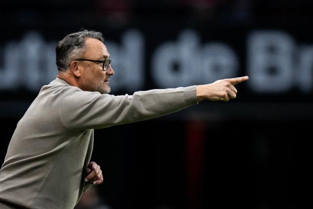 Rennes' French headcoach Franck Haise gestures from the techincal area during the French L1 football match between Stade Rennais FC and AJ Auxerre at the Roazhon Park Stadium in Rennes, western France on October 11, 2026. (Photo by Guillaume SALIGOT / AFP)