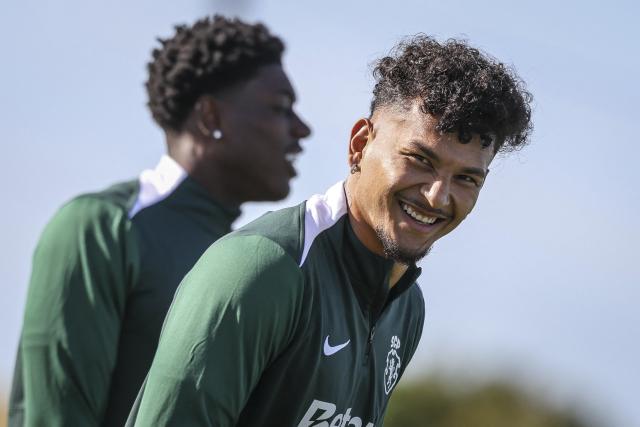Sporting’s Colombian forward #92 Luiz Suarez attends a training session on the eve of the UEFA Champions League football match between Lens FC and Sporting CP on October 12, 2026. (Photo by PATRICIA DE MELO MOREIRA / AFP)