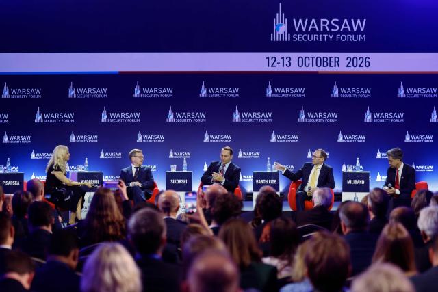 (L-R) The Chair of the Warsaw Security Forum Katarzyna Pisarska, German Foreign Minister Johann Wadephul, Polish Foreign Minister Radoslaw Sikorski, Norwegian Foreign Minister Espen Barth Eide and Britain's Foreign Secretary Ed Miliband attend a panel discussion during the Warsaw Security Forum in Warsaw, Poland on October 13, 2026. (Photo by Wojtek RADWANSKI / AFP)