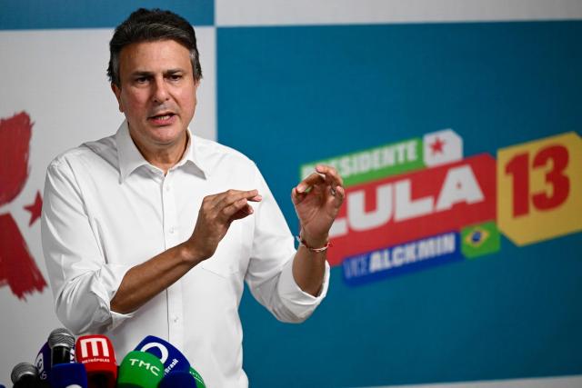 Brazilian Senator Camilo Santana, coordinator of President Luiz Inacio Lula da Silva's re-election campaign, speaks to the press at the campaign headquarters in Brasilia, Brazil, on October 13, 2026. (Photo by Evaristo SA / AFP)