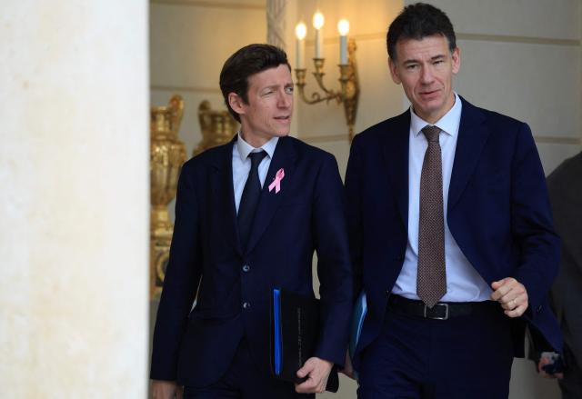 France's Education Minister Edouard Geffray and France's Higher Education, Research and Space Minister Philippe Baptiste leave the presidential Elysee Palace following the weekly Cabinet meeting in Paris on October 14, 2026. (Photo by Ludovic MARIN / AFP)
