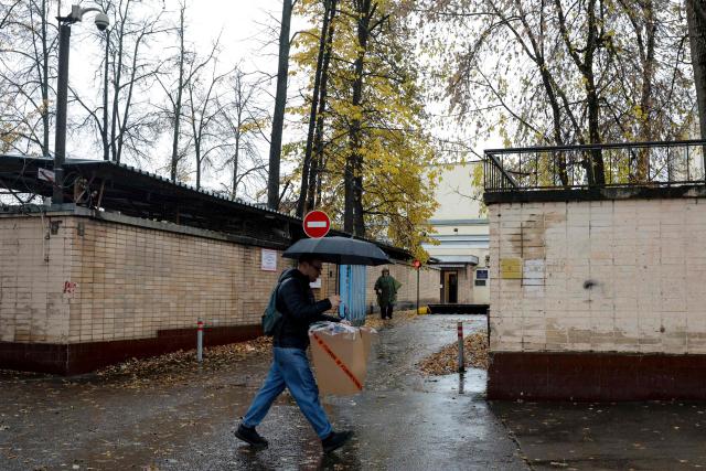 A man walks past Moscow's high-security Lefortovo prison, used to jail those being investigated by the FSB security services, on October 14, 2026. Tokyo said on October 14, 2026 it had urged Moscow to ensure "fair and impartial treatment" of a Japanese journalist who was arrested by Russia on suspicion of espionage. Moscow accused the man -- Yuki Imai, a reporter with the Hokkaido Shimbun newspaper -- of working for Japanese intelligence to collect information about Russia's defensive capabilities on the Far East island of Sakhalin. (Photo by TATYANA MAKEYEVA / AFP)