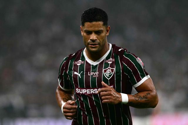 Fluminense's forward #07 Hulk reacts during the Copa Libertadores semifinal first leg football match between Brazil's Fluminense and Palmeiras at the Maracana stadium in Rio de Janeiro, Brazil, on October 14, 2026. (Photo by Pablo PORCIUNCULA / AFP)