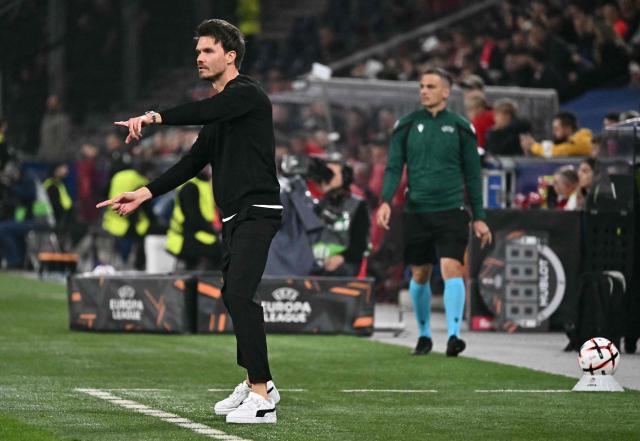 Salzburg's German coach Danny Rohl gestures during the UEFA Europa League football match between Salzburg and AC Milan in Salzburg, on October 15, 2026. (Photo by Joe Klamar / AFP)