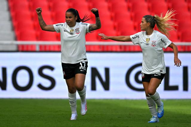 Corinthians' midfielder #17 Victoria Albuquerque celebrates scoring the opening goal during the 2026 Women's Copa Libertadores Group A football match between Brazil's Corinthians and Chile's Colo Colo at the Rodrigo Paz Delgado Stadium in Quito, on October 15, 2026. (Photo by Rodrigo BUENDIA / AFP)