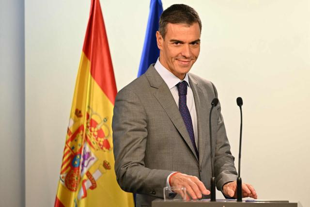 Spain's Prime Minister Pedro Sanchez gives a press conference at the end of a European Union summit at the EU headquarters in Brussels on October 16, 2026. EU leaders head on October 15, 2026 for their biggest clash yet over the bloc's next long-term budget, as they race to lock in a deal before next year's French presidential election. (Photo by NICOLAS TUCAT / AFP)