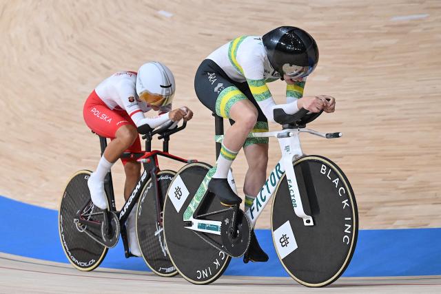 Australia’s Sophie Edwards (R) and Poland’s Tamara Szalinska compete in the women’s individual pursuit qualifying match at the 2026 UCI Track World Championships at the Shanghai Velodrome in Shanghai on October 17, 2026. (Photo by JADE GAO / AFP)