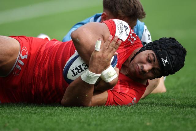 Toulouse's Argentine centre Santiago Chocobares holds the ball during the Pool 2 Round 1 European Champions Cup rugby union match between Stade Toulousian (Toulouse) (FRA) and Exeter Chiefs (ENG) at Stadium de Toulouse in Toulouse, south-western France on October 18, 2026. (Photo by Valentine CHAPUIS / AFP)