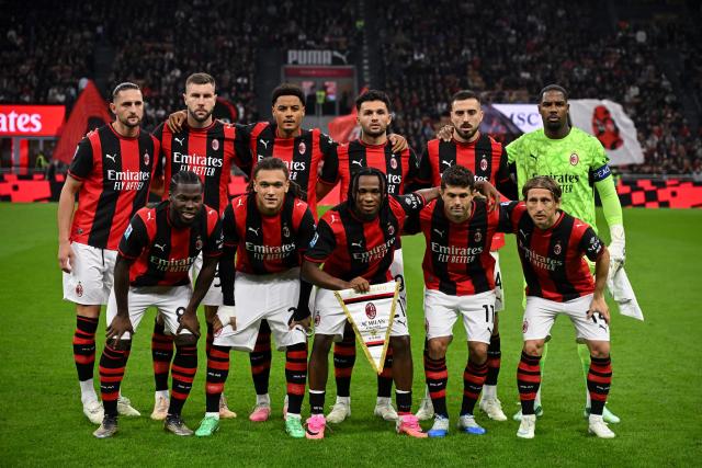 AC Milan's players pose ahead of the Italian Serie A football match between AC Milan and Atalanta at the San Siro Stadium in Milan on October 18, 2026. (Photo by Piero CRUCIATTI / AFP)