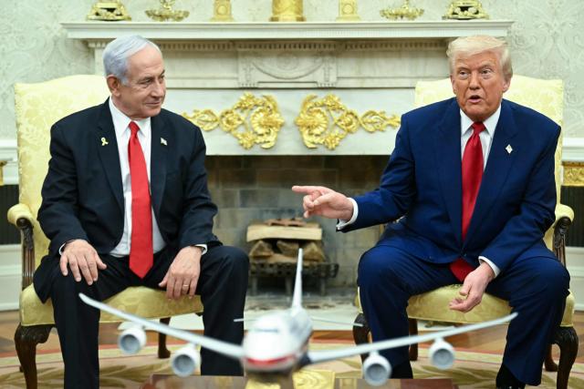 (FILES) US President Donald Trump meets with Israeli Prime Minister Benjamin Netanyahu in the Oval Office of the White House in Washington, DC, on April 7, 2025. Trump on October 18, 2026, endorsed his ally Benjamin Netanyahu before Israel's close-fought parliamentary election on October 27 when the veteran prime minister will try to win a new mandate. "Bibi Netanyahu has been Strong, Brave, and Brilliant in the face of tremendous opposition, including that coming from even Israel, itself," Trump wrote on his Truth Social platform, using a common nickname for the Israeli leader. "This is the kind of Partner that the United States of America is demanding of Israel, a Country for which it has done so much. Please let this Letter serve to represent my Complete and Total Endorsement of Bibi Netanyahu in his upcoming Race for Re-Election as Prime Minister of Israel." (Photo by SAUL LOEB / AFP)