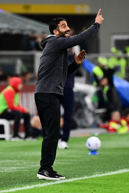 AC Milan's Portuguese coach Ruben Amorim reacts during the Italian Serie A football match between AC Milan and Atalanta at the San Siro Stadium in Milan on October 18, 2026. (Photo by Piero CRUCIATTI / AFP)